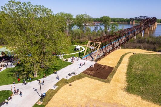 Chain of Rocks Park provides direct access to the Old Chain of Rocks Bridge on Route 66.