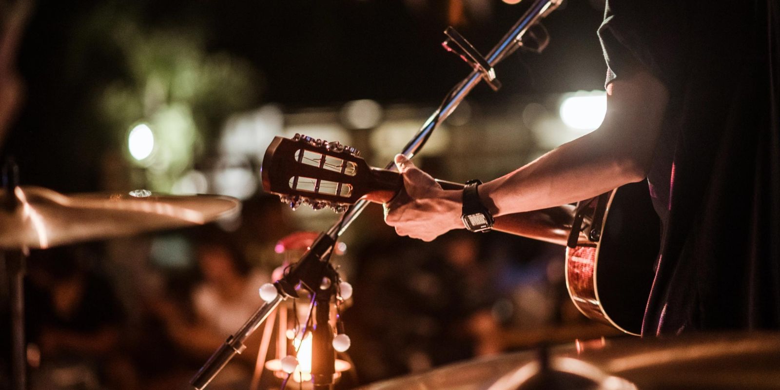 St. Louis has a variety of venues where you can listen to live music.