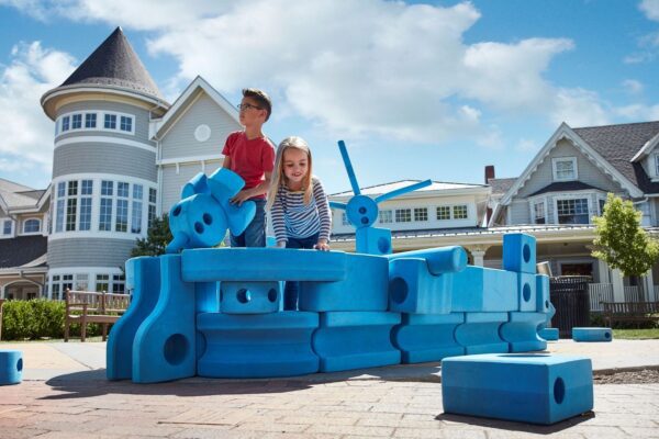 Kids enjoy STEAM activities at The Magic House.